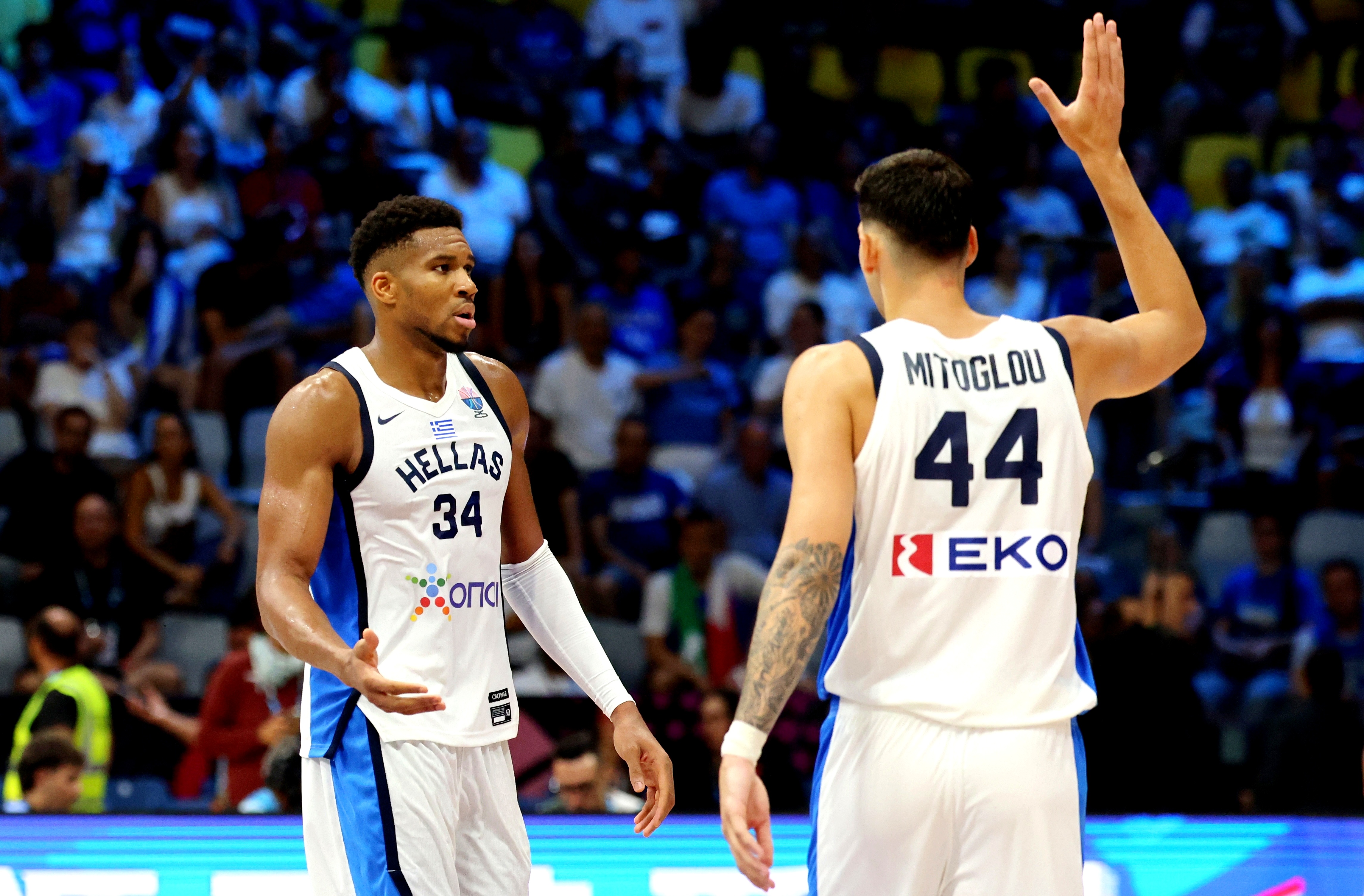 lol新手礼包-赛地聚焦——德国杯清晨热度飙升；广东宏远篮板制胜；底气十足；心理建设被强调的简单介绍